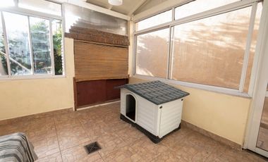 ALQUILER CASA DE 4 AMBIENTES CON JARDIN- LOMAS