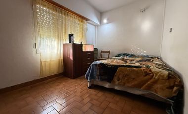 VENTA CASA 3 AMBIENTES JARDIN FRAY LUIS BELTRAN