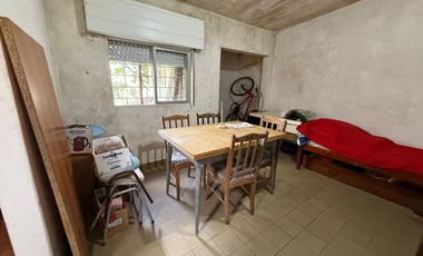 VENTA CASA 3 AMBIENTES JARDIN FRAY LUIS BELTRAN