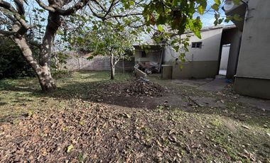 VENTA CASA 3 AMBIENTES JARDIN FRAY LUIS BELTRAN