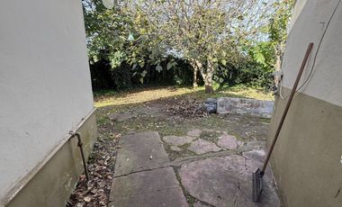 VENTA CASA 3 AMBIENTES JARDIN FRAY LUIS BELTRAN