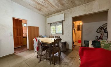 VENTA CASA 3 AMBIENTES JARDIN FRAY LUIS BELTRAN