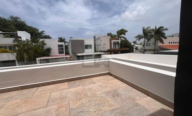 Casa sola en venta en Residencial Cumbres, Benito Juárez, Quintana Roo