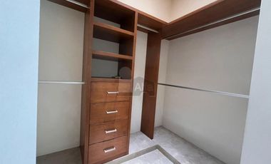 Casa sola en venta en Residencial Cumbres, Benito Juárez, Quintana Roo