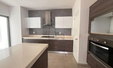 Casa sola en venta en Residencial Cumbres, Benito Juárez, Quintana Roo