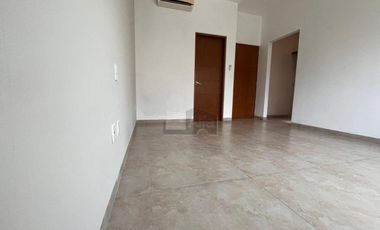 Casa sola en venta en Residencial Cumbres, Benito Juárez, Quintana Roo