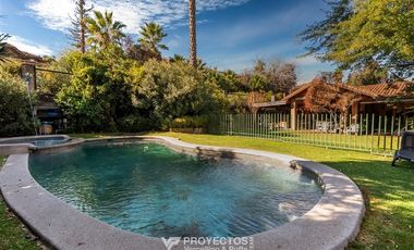 Casa en Venta en Golf Las Lomas de la dehesa, Lo Barnechea
