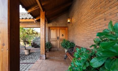 Casa en Venta en Golf Las Lomas de la dehesa, Lo Barnechea