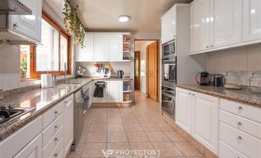 Casa en Venta en Golf Las Lomas de la dehesa, Lo Barnechea