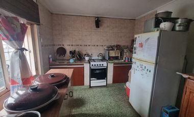 SE VENDE LOCAL Y CASA SOBRE AVDA. 520,