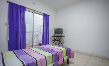 VENTA PH FRENTE PLANTA BAJA CON PATIO EN WILDE
