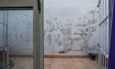 VENTA PH FRENTE PLANTA BAJA CON PATIO EN WILDE