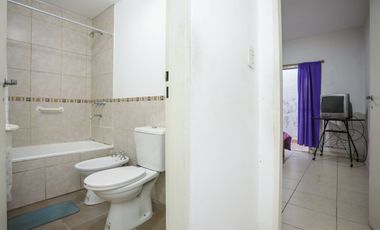 VENTA PH FRENTE PLANTA BAJA CON PATIO EN WILDE