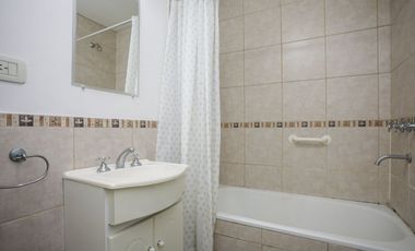 VENTA PH FRENTE PLANTA BAJA CON PATIO EN WILDE