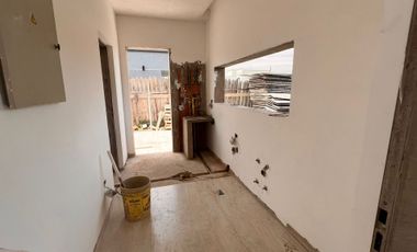 CASA EN VENTA EN LAGOS DE CANNING 4 AMBIENTES