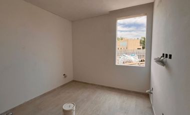 CASA EN VENTA EN LAGOS DE CANNING 4 AMBIENTES