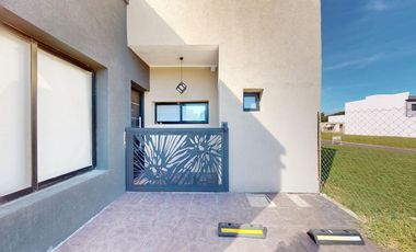 CASA VENTA BERAZATEGUI BARRIO CERRADO FEDERICO 1RO