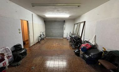 Venta Casa 5 amb coch y parque en Wilde - APTO CRE