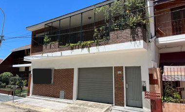 Venta Casa 5 amb coch y parque en Wilde - APTO CRE