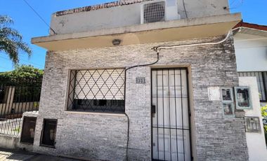 CASA 3 AMB + DEPTO EN PADUA CENTRO APTO CREDITO