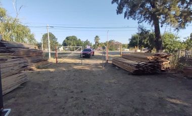 AMPLIO GALPON EN ALQUILER SOBRE RUTA 1 KM 14
