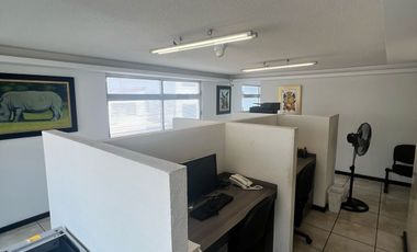 Renta oficinas amuebladas. Col. Prados Agua Azul