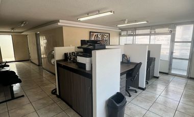 Renta oficinas amuebladas. Col. Prados Agua Azul