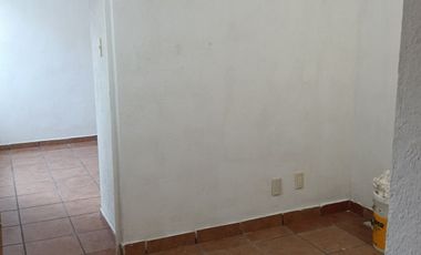 Casa Seminueva en BALVANERA