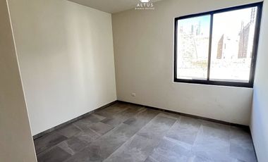 Casa en Venta en Valle Imperial Zapopan