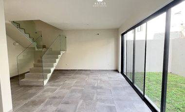 Casa en Venta en Valle Imperial Zapopan
