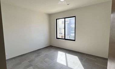 Casa en Venta en Valle Imperial Zapopan