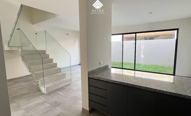 Casa en Venta en Valle Imperial Zapopan