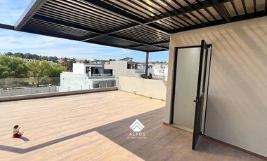 Casa en Venta en Valle Imperial Zapopan