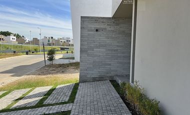 Casa en Venta en Valle Imperial Zapopan