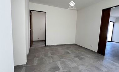 Casa en Venta en Valle Imperial Zapopan