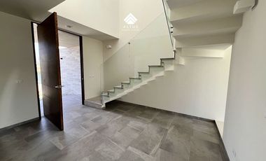 Casa en Venta en Valle Imperial Zapopan