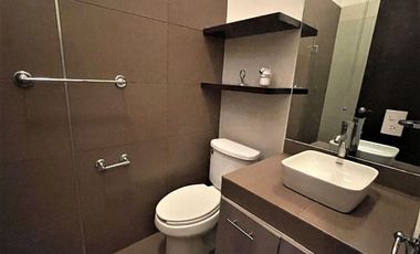 Casa en venta con colindancia al campo de golf en Bosque Real