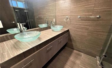 Casa en venta con colindancia al campo de golf en Bosque Real