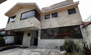 Casa en condominio en renta en Parques de la Herradura