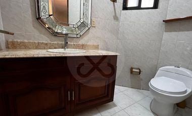 Casa en condominio en renta en Parques de la Herradura