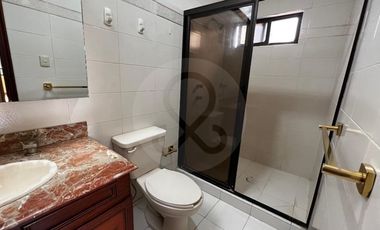 Casa en condominio en renta en Parques de la Herradura