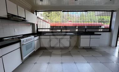 Casa en condominio en renta en Parques de la Herradura
