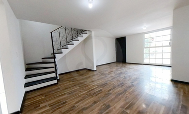 Casa en condominio en venta en Villas del Campo