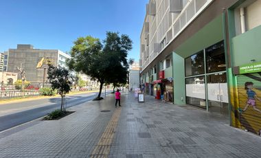 VENTA LOCAL COMERCIAL EN EL CORAZÓN ÑUÑOA