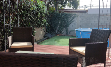 Vende casa en sector residencial de Concón