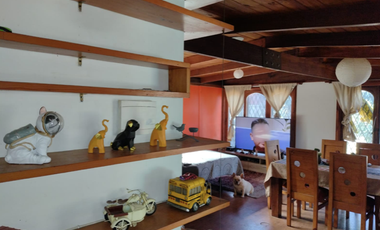 Vende casa en sector residencial de Concón