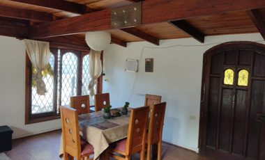 Vende casa en sector residencial de Concón