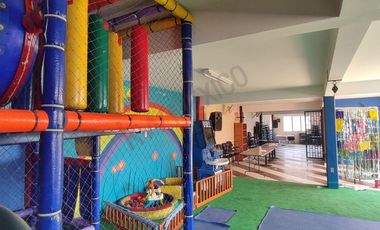 Espacio Comercial en Renta – 200 m² sobre Av. Pantitlán, Ciudad Nezahualcóyotl