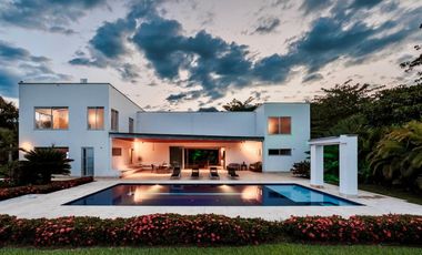 VENTA FINCA TMESIS, SUROESTE ANTIOQUEÑO