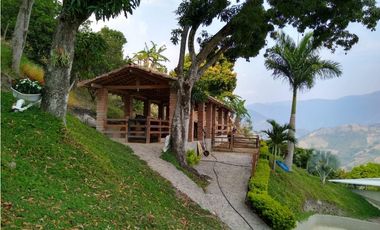 VENTA FINCA SANTA BARBARA, SUROESTE ANTIOQUEÑO